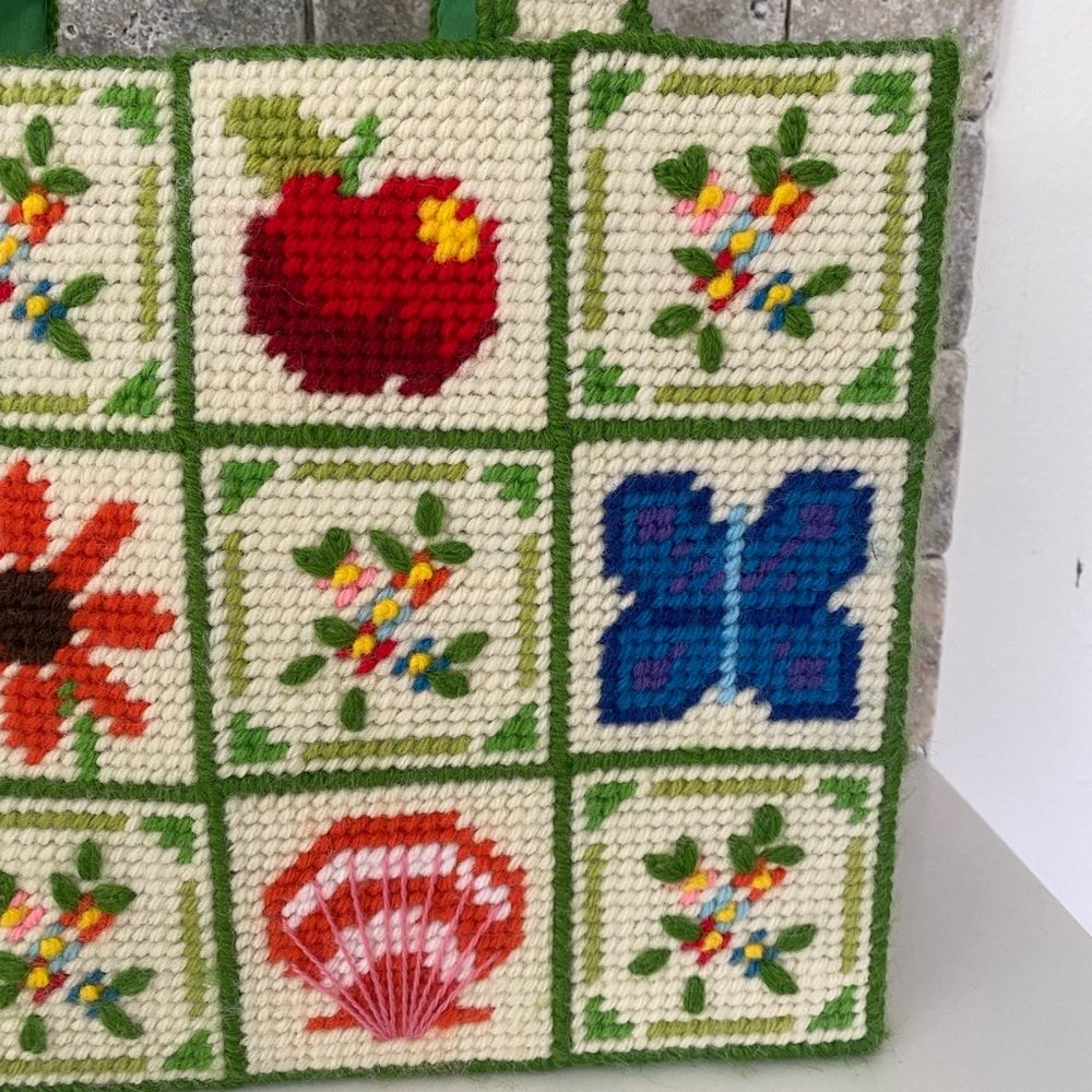 Vintage Rare Design Nature Handmade Needle Point Purse Cream And Green Patchwork - Picture 3 of 8